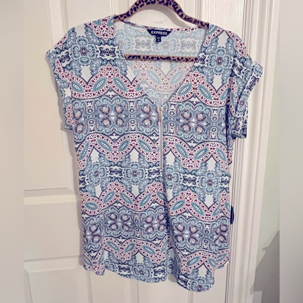 Express Patterned Blouse - Picture 1 of 3